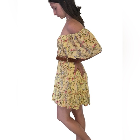 **🌼 NEW 5th & Love Yellow Floral Boho Baby Doll Mini Dress w/ Belt 🌼** - Picture 4 of 11